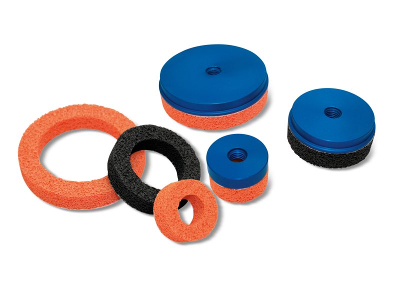 Round flat foam rubber vacuum cups with supports